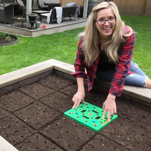 Best Gardening Tools for Square Foot Gardening
