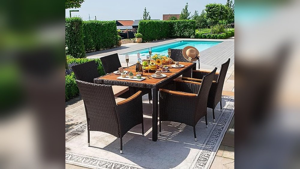 Best Outdoor Patio Tables for Dining