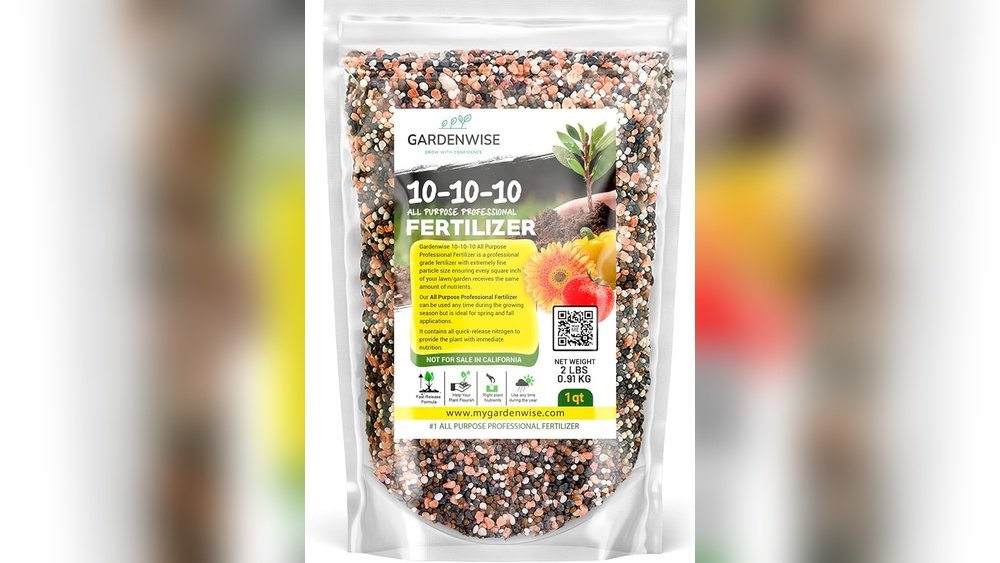 How to Apply Slow-Release Fertilizer to Your Flower Bed