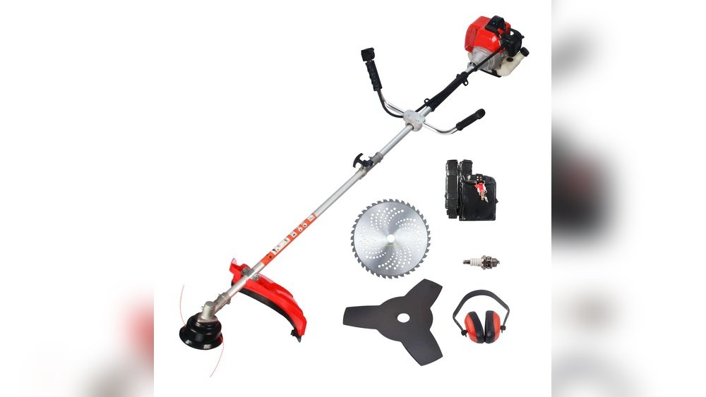 How to Use a Gas-Powered Trimmer for Yard Work