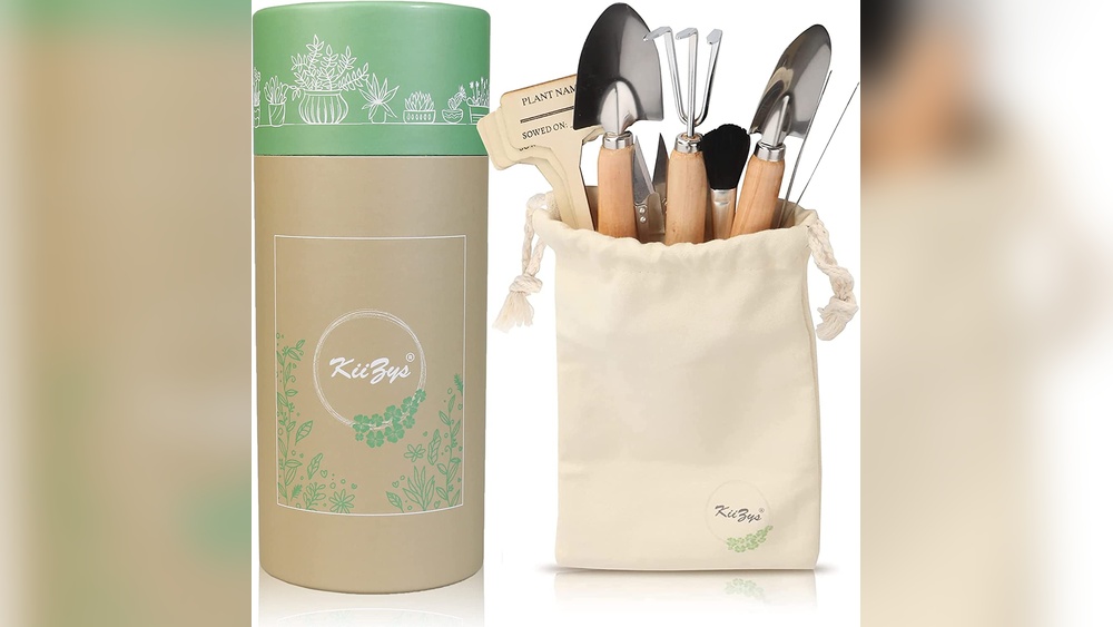 How to Choose Gardening Tools for a Small Apartment Garden