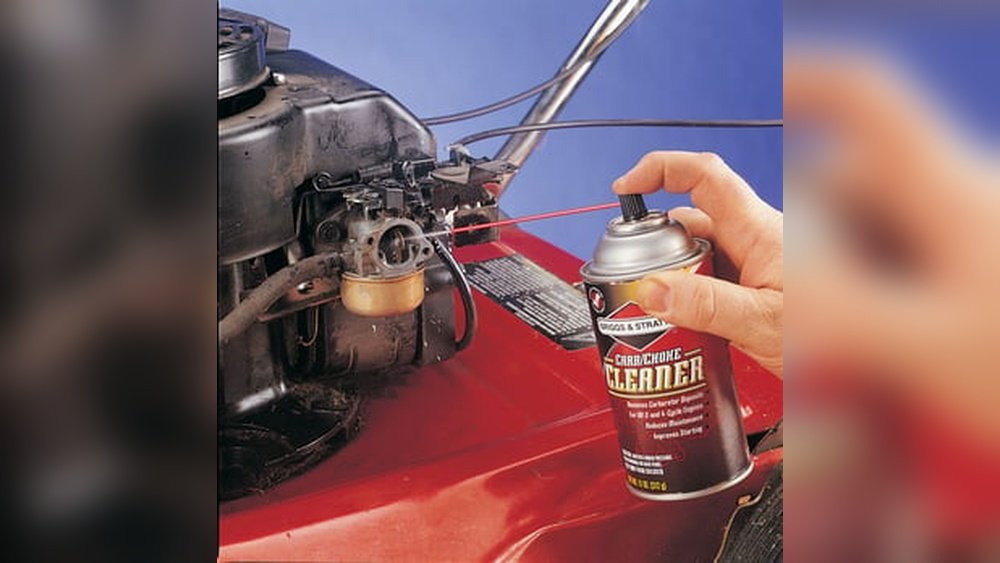 How to Replace Lawn Mower Carburetor Tips