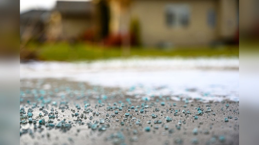 How to Melt Ice on Driveway Quickly